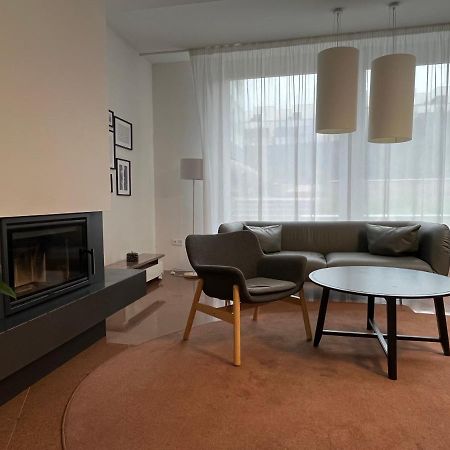 De Luxe Apartment, Wifi, Tv 65" Praga Esterno foto