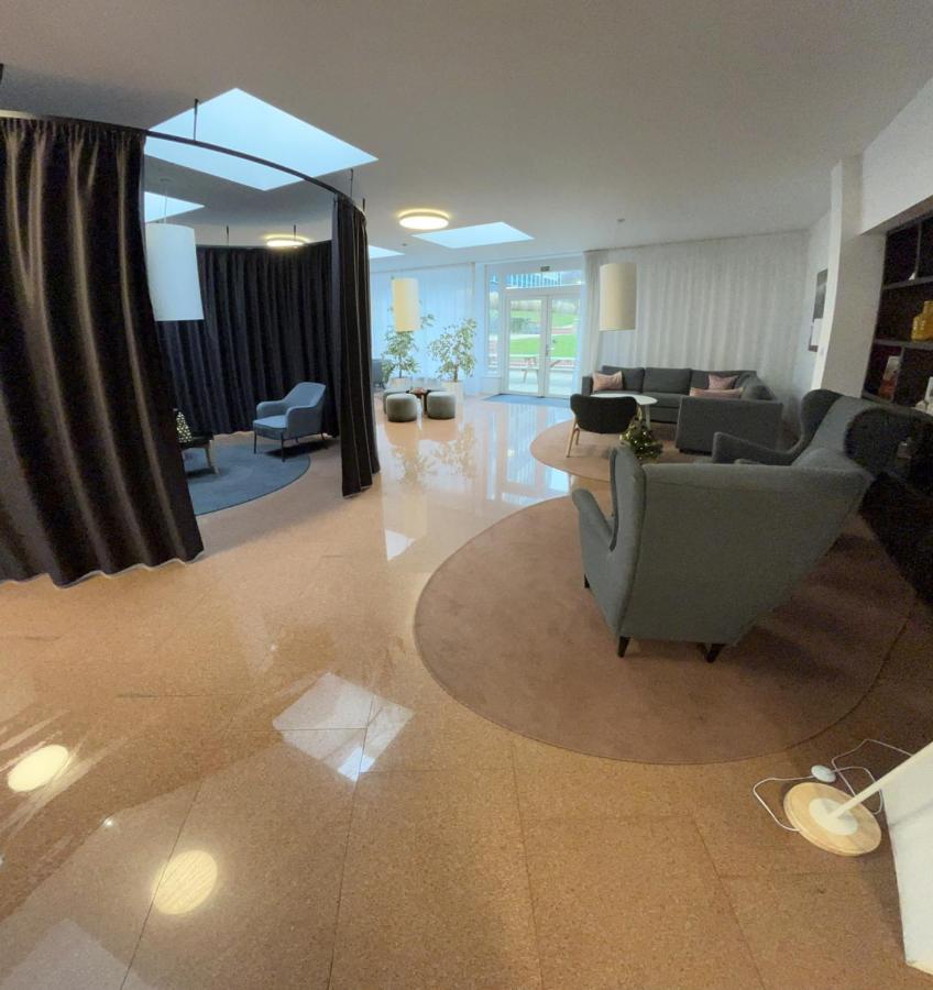 De Luxe Apartment, Wifi, Tv 65" Praga Esterno foto