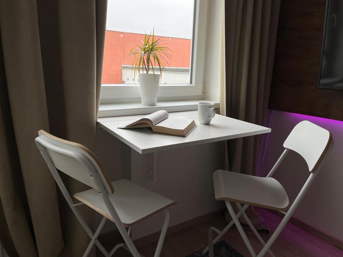 De Luxe Apartment, Wifi, Tv 65" Praga Esterno foto